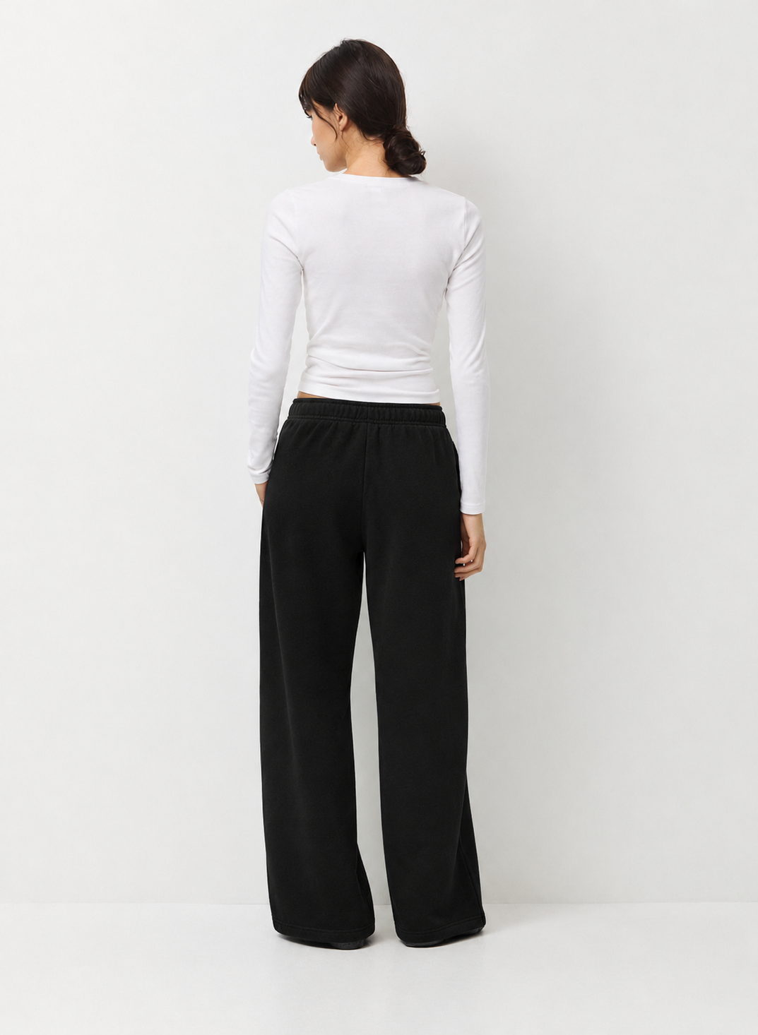 Cotton Form Wide ™ Sweatpant