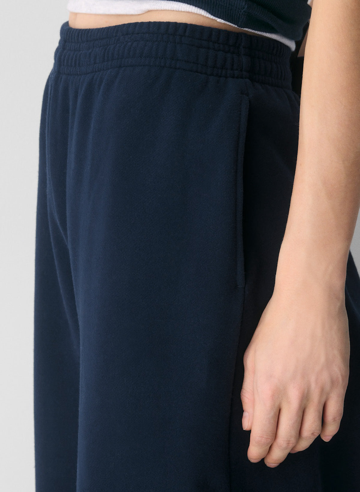 Cotton Form Wide ™ Sweatpant