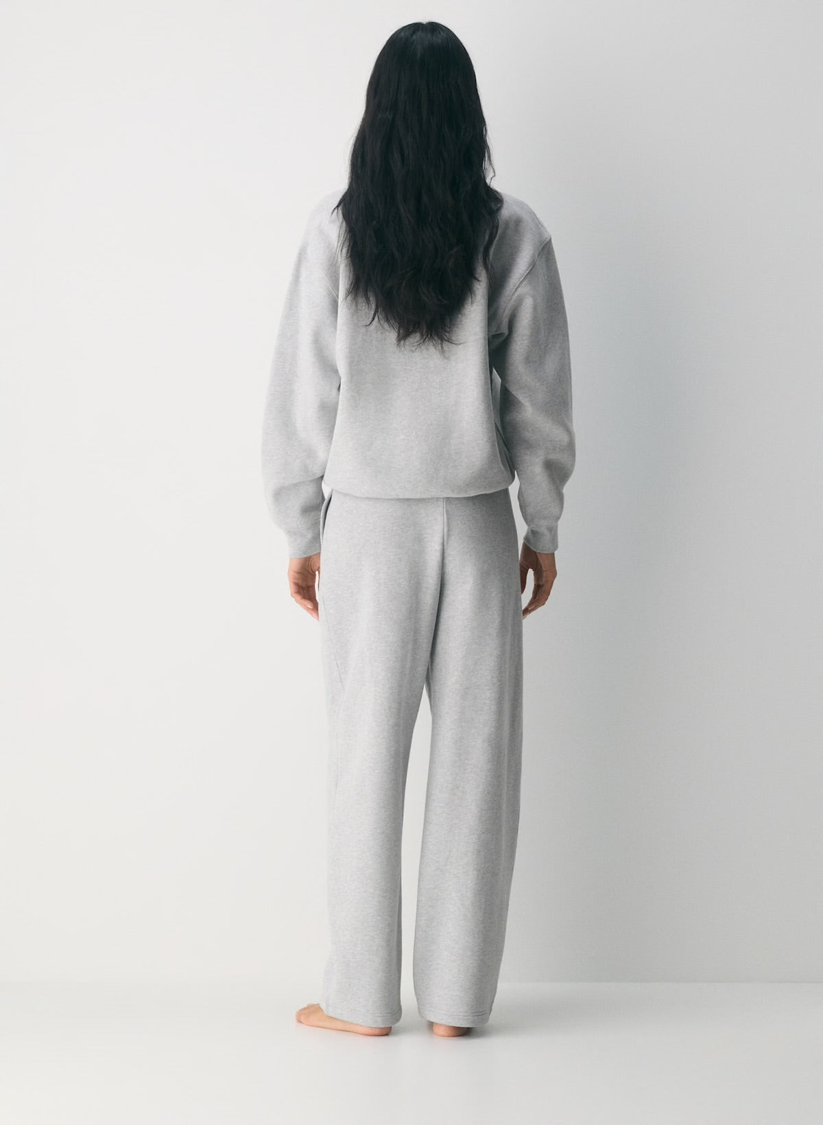 Cotton Form Wide ™ Sweatpant