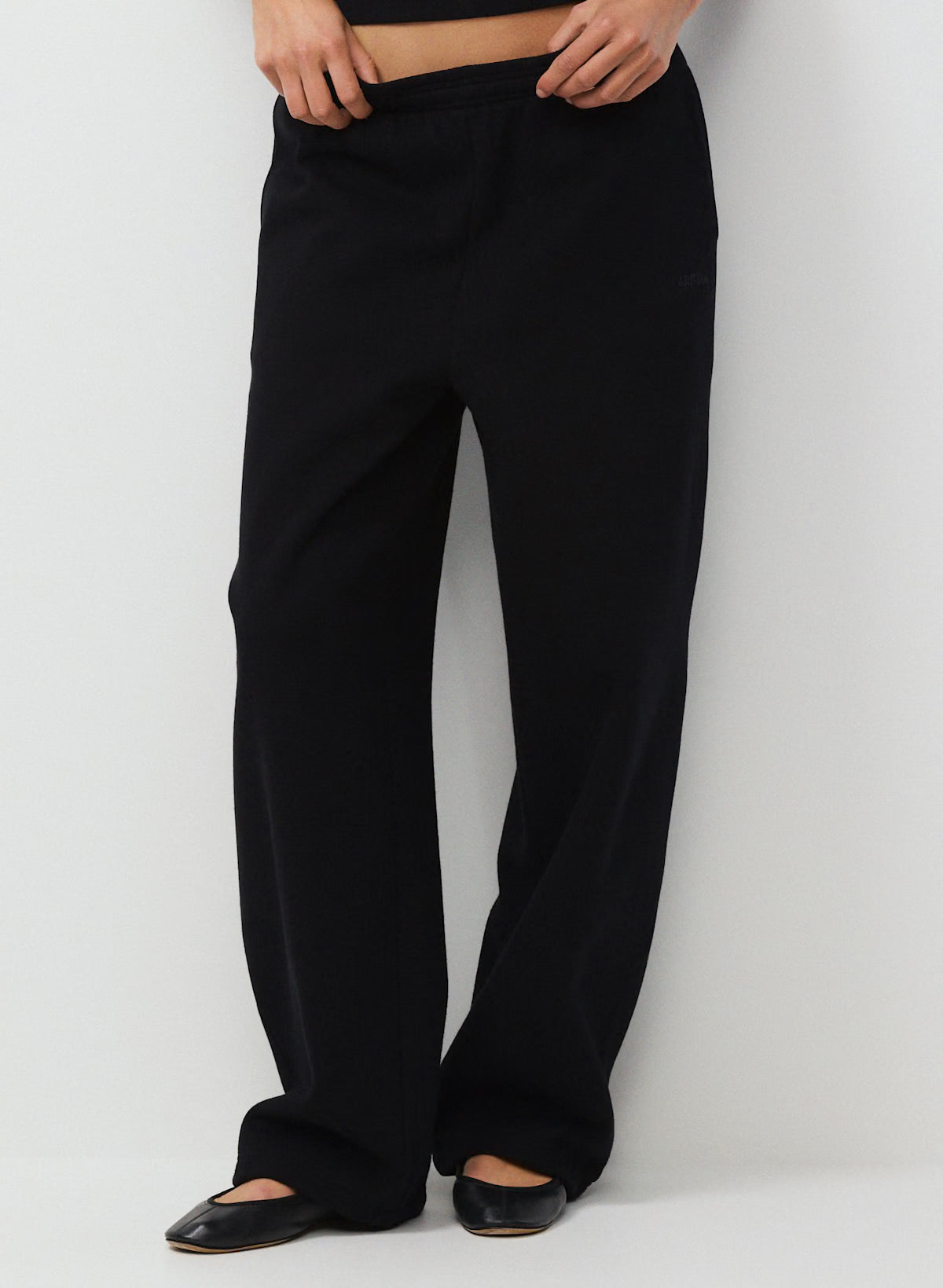 Cotton Form Straight ™ Sweatpant