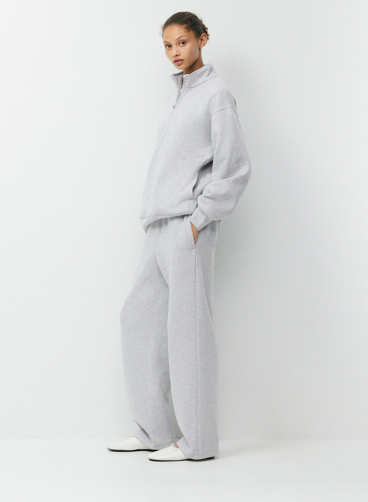 Cotton Form Straight ™ Sweatpant
